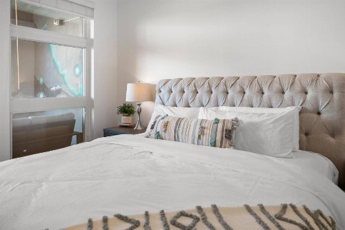 New Stunning Modern loft in RiNo! Walk Everywhere! - image 10