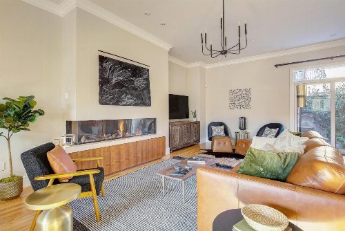 Luxe Family Getaway Pool Table & Arcade Sleeps 12
