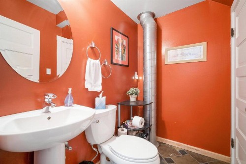 5 Star Cap Hill 3Br Patio Garage & Walk Downtown - image 2