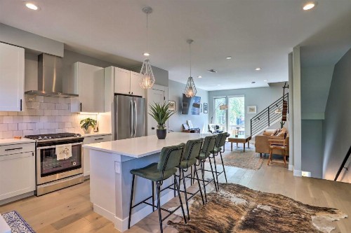 Luxe Sloans Lake Townhome with Rooftop Hot Tub