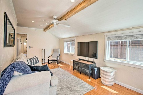 Modern House with Yard Less Than 7 Mi to Dtwn Denver! - image 6