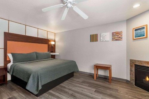 Travelodge by Wyndham Depoe Bay - image 15