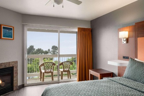 Travelodge by Wyndham Depoe Bay - image 24