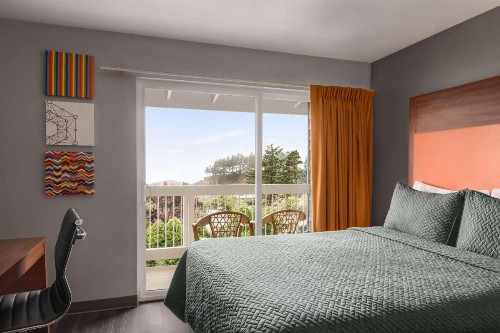 Travelodge by Wyndham Depoe Bay - image 49
