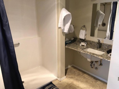 Inn at Arch Rock - image 20