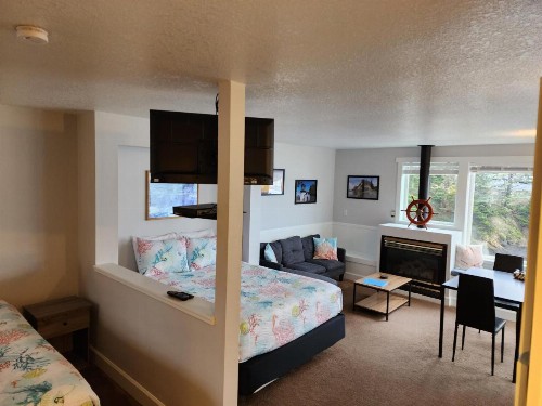 Inn at Arch Rock - image 27