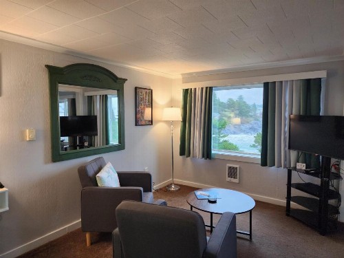 Inn at Arch Rock - image 44