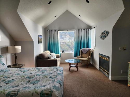 Inn at Arch Rock - image 50