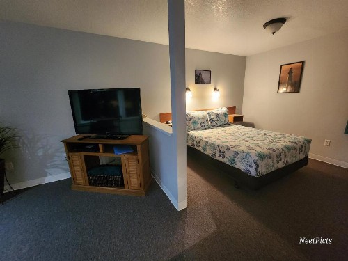 Inn at Arch Rock - image 6