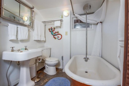 Pirate Cove Cottage 2 - image 8