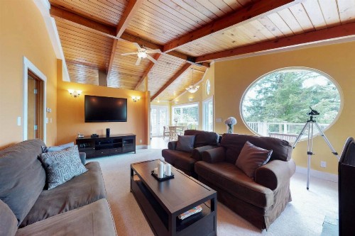 Bella Cove - image 8