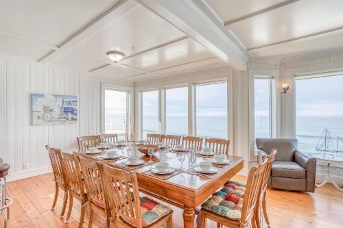 SeaGlass Cottage - image 13