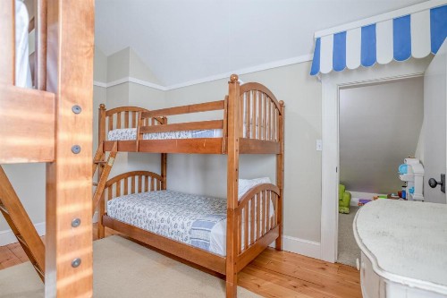 SeaGlass Cottage - image 36