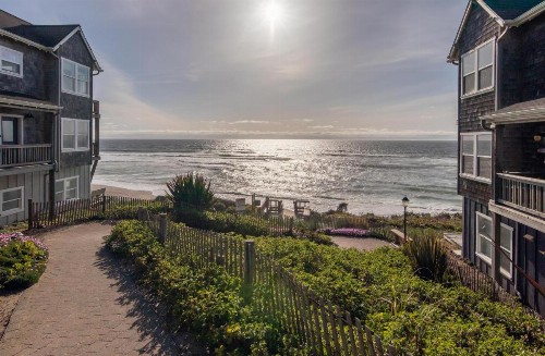 SeaGlass Cottage - image 47