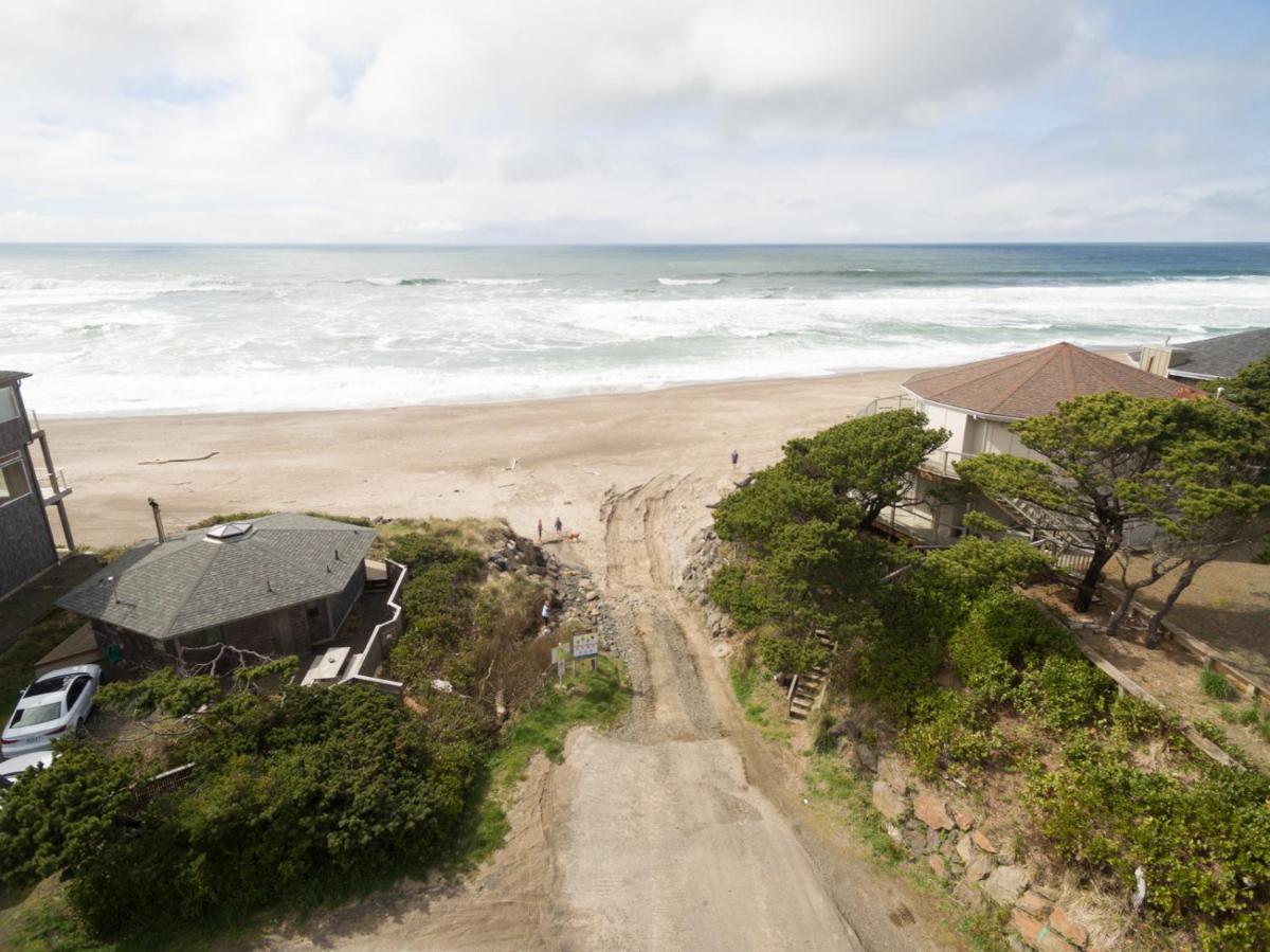 Neptune Beach - main image