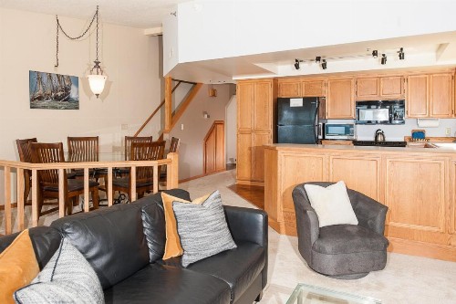 Promenade Deck - image 10