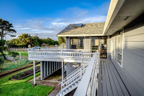 The Chinook House - image 11