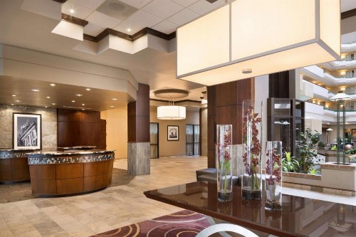 Embassy Suites Des Moines Downtown - image 13