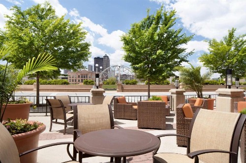 Embassy Suites Des Moines Downtown - image 7
