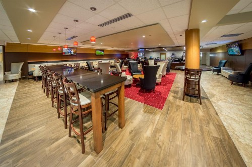 Holiday Inn Des Moines-Airport Conference Center an IHG Hotel - image 7