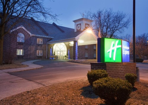 Holiday Inn Express Des Moines-At Drake University an IHG Hotel