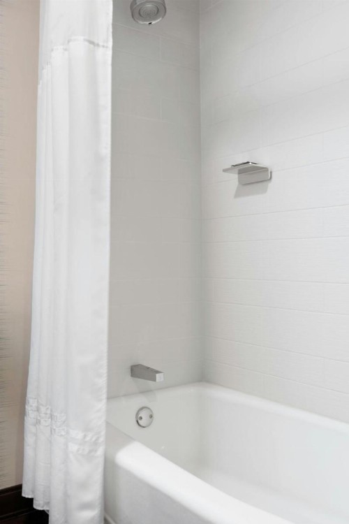 Des Moines Marriott Downtown - image 50