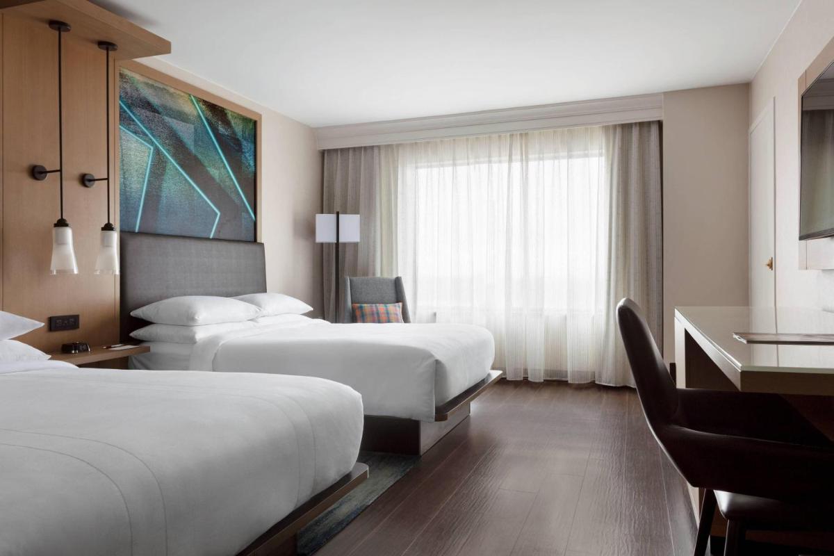 Des Moines Marriott Downtown - image 6
