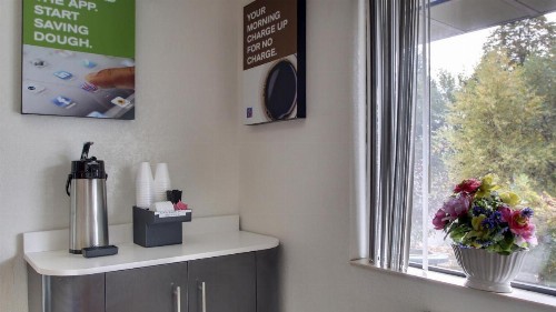 Motel 6-Des Moines IA - North - image 14