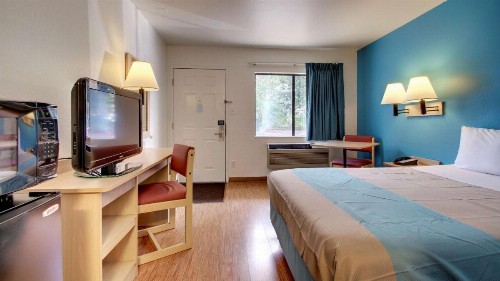 Motel 6-Des Moines IA - North - image 15