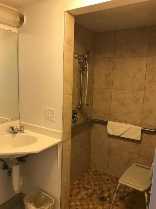 Motel 6-Des Moines IA - North - image 23