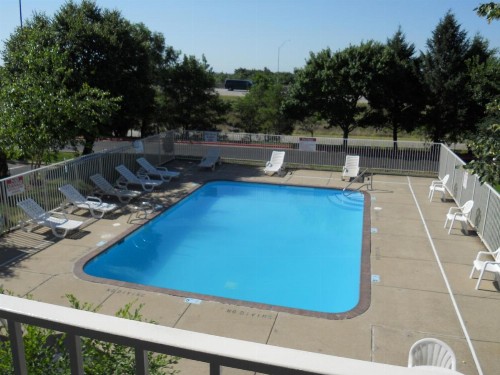 Motel 6-Des Moines IA - North - image 9