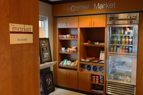 Fairfield Inn & Suites Des Moines Airport - image 16