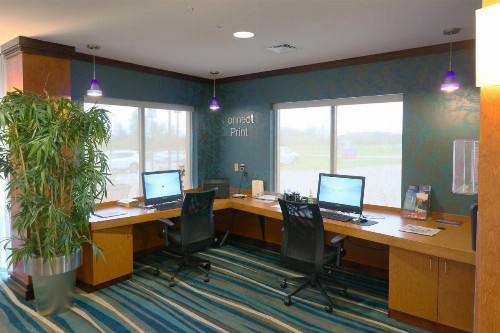 Fairfield Inn & Suites Des Moines Airport - image 19