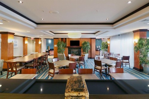 Fairfield Inn & Suites Des Moines Airport - image 22