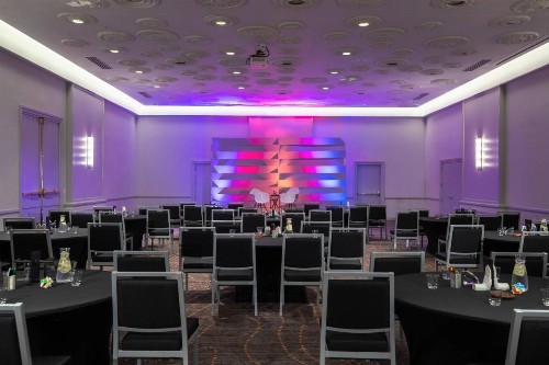Renaissance Des Moines Savery Hotel - image 22