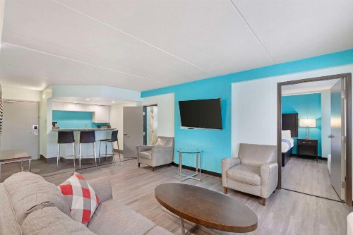Ramada by Wyndham Des Moines Airport - image 31