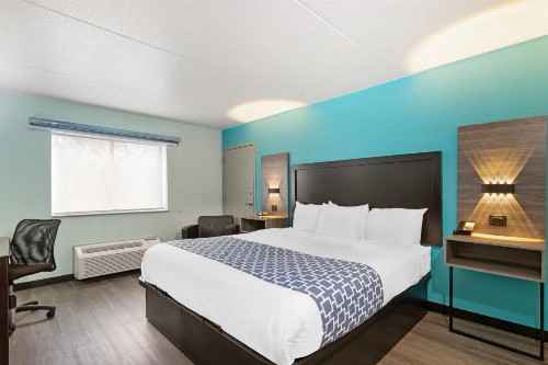 Ramada by Wyndham Des Moines Airport - image 48