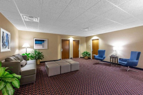 Baymont by Wyndham Des Moines Airport - image 38
