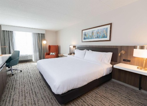 Doubletree Des Moines Airport - image 19