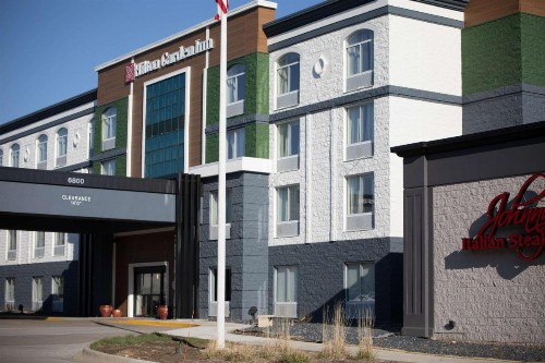 Doubletree Des Moines Airport - image 2