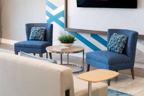 Doubletree Des Moines Airport - image 3