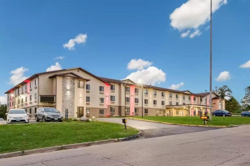 Econo Lodge Inn & Suites Des Moines - image 31