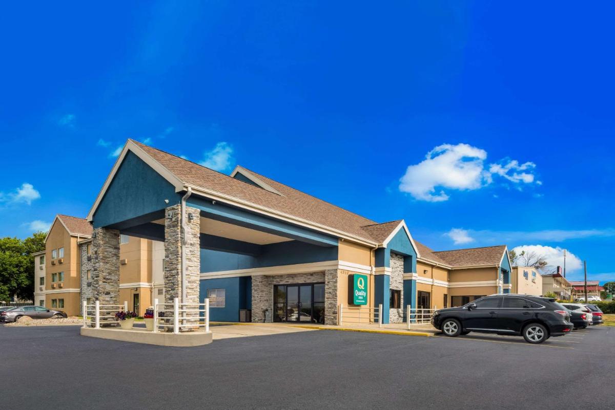 Quality Inn Des Moines - image 2