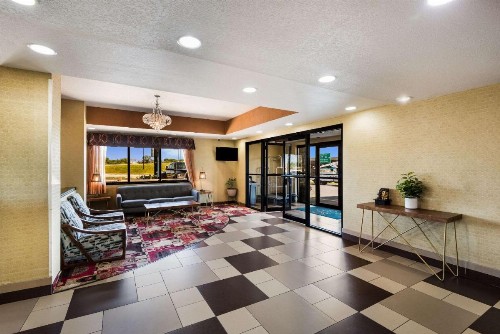 Quality Inn Des Moines - image 6