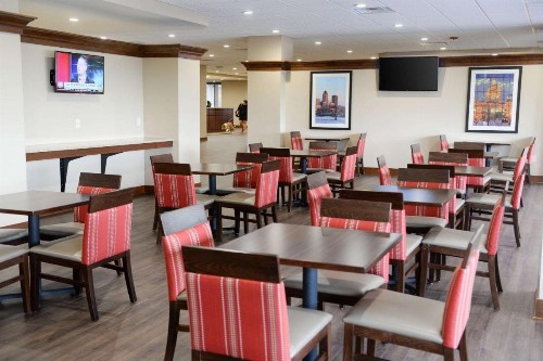 Comfort Inn & Suites Event Center - image 10