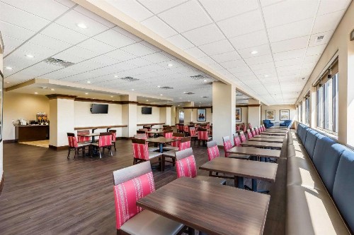 Comfort Inn & Suites Event Center - image 20