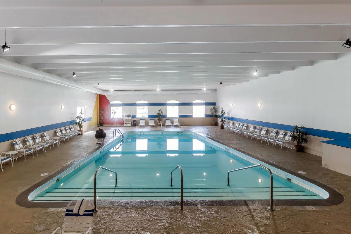 Comfort Inn & Suites Event Center - image 5