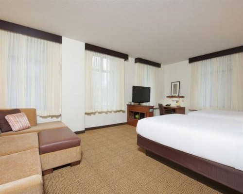Hyatt Place Des Moines Downtown - image 21
