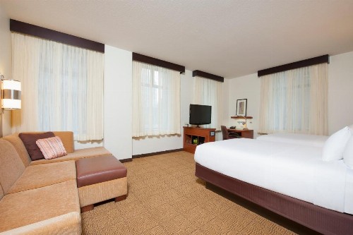Hyatt Place Des Moines Downtown - image 26