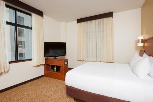Hyatt Place Des Moines Downtown - image 29